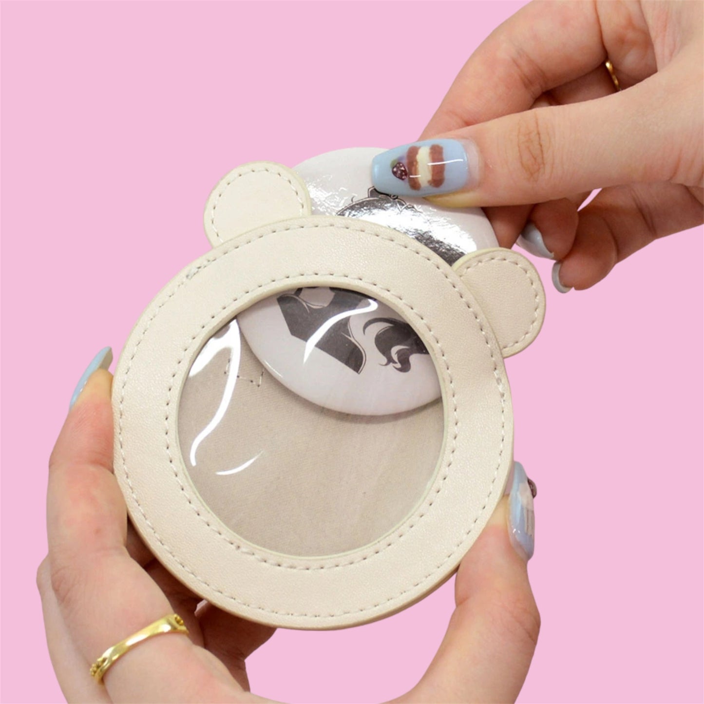 Oshikatsu Badge Case Keyring - Rabbit